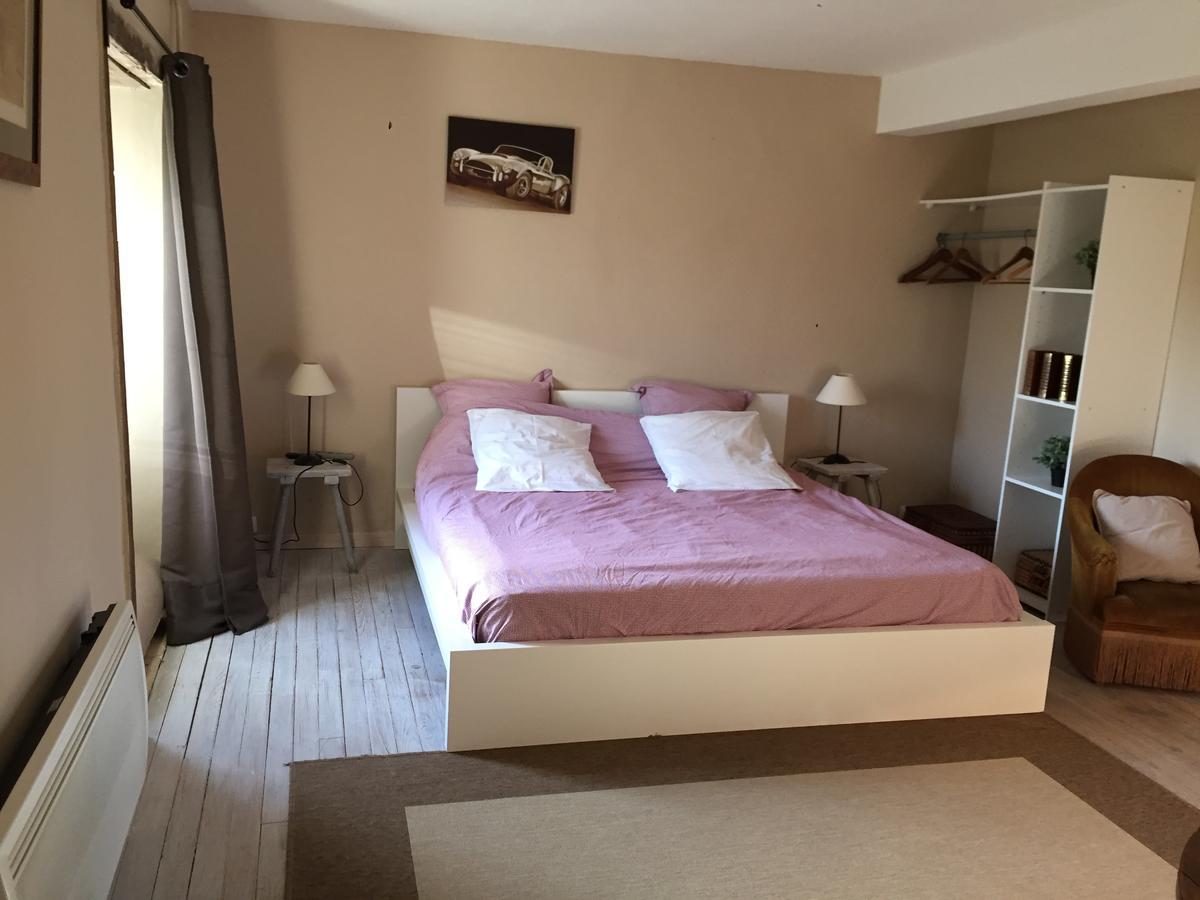 Bed and Breakfast Etang Fleuri Cahagnes Екстер'єр фото